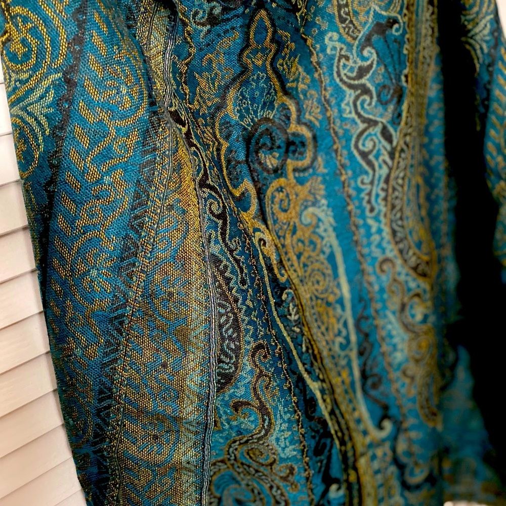 Pashmina wide wrap
